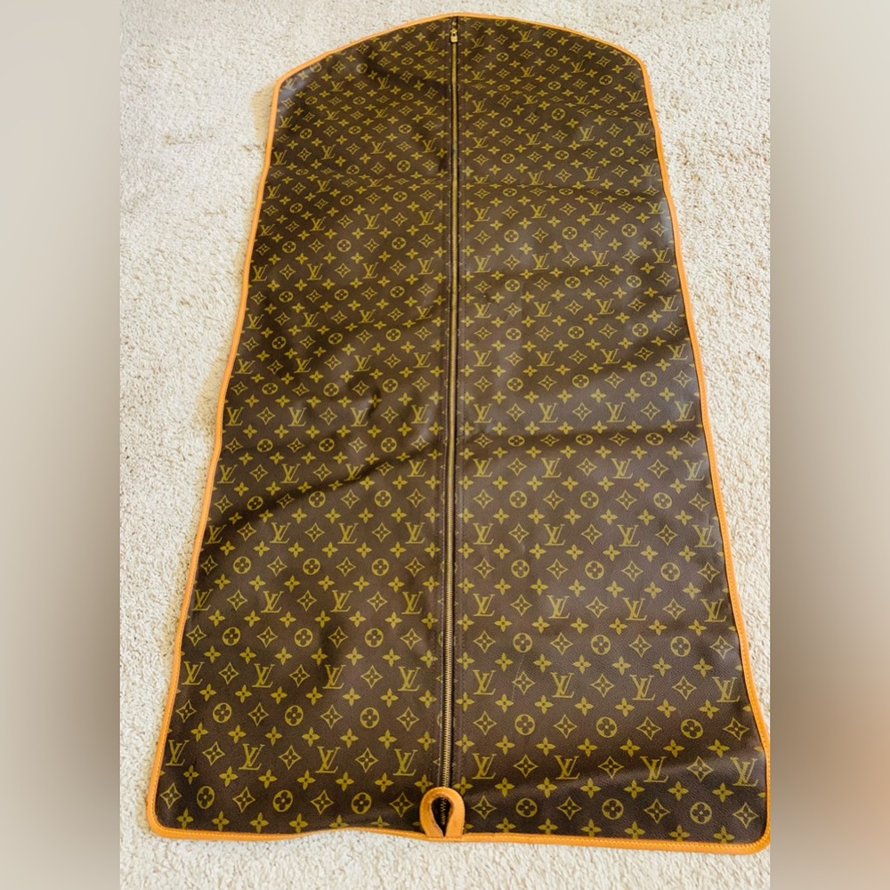 Louis Vuitton Brown and Gold Travel Garment Cover